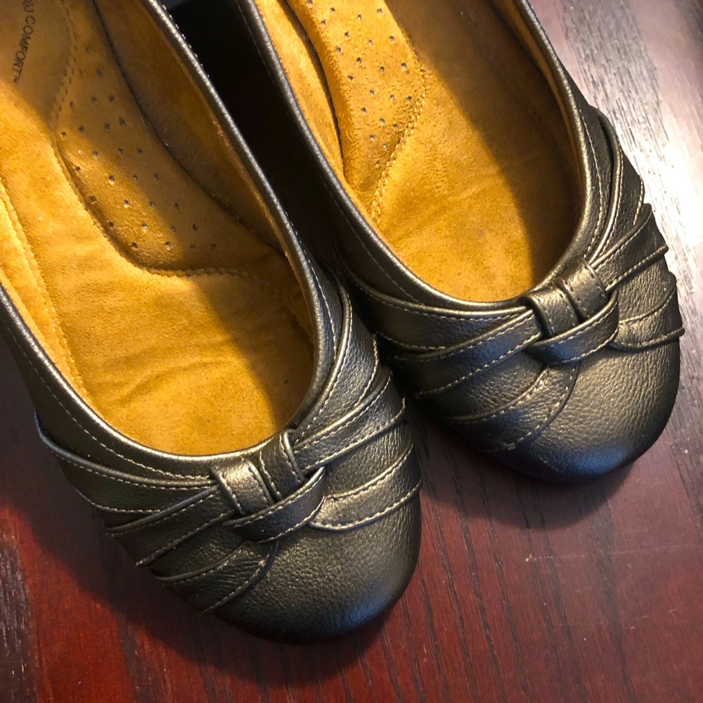 Metallic Coloured Natural Soul Flats 8.5